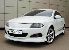  "GT" ( )  Astra H ( 3D) (2004-2010),  :   "",  -   .